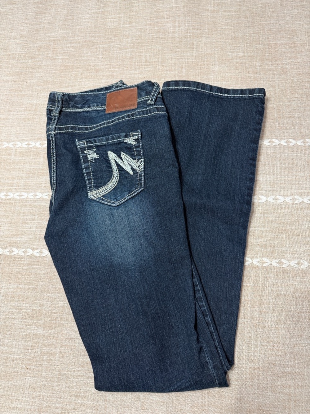 Dark Wash Jeans with Embroidered Back Pocket